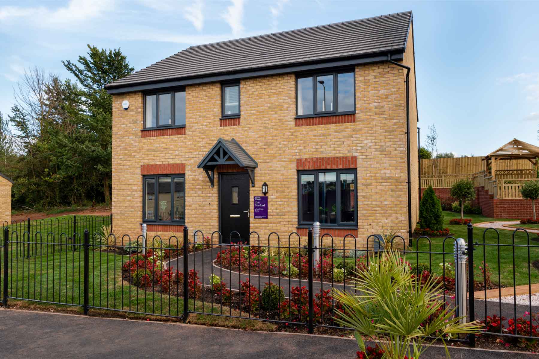 Taylor Wimpey - Mayfield Gardens - Marford external