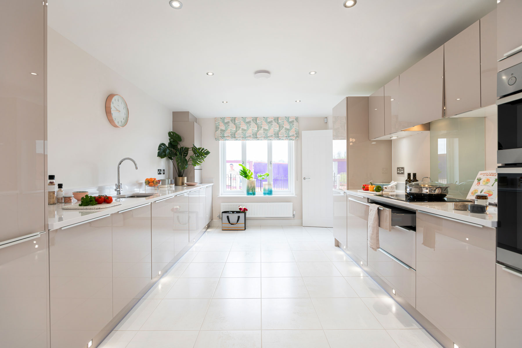 Taylor Wimpey - Mayfield Gardens - Marford kitchen