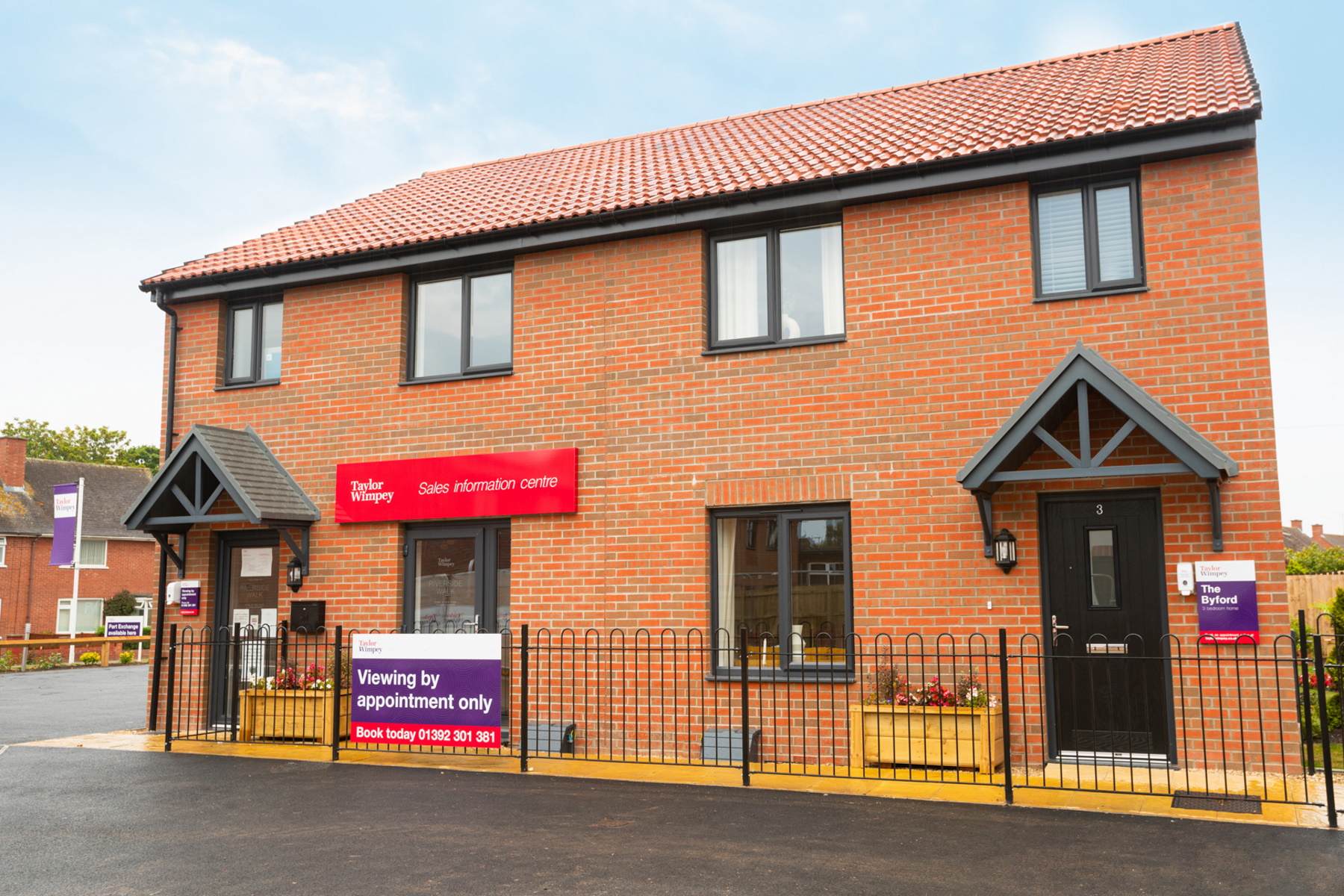 TW Exeter - Riverside Walk - Byford external 3