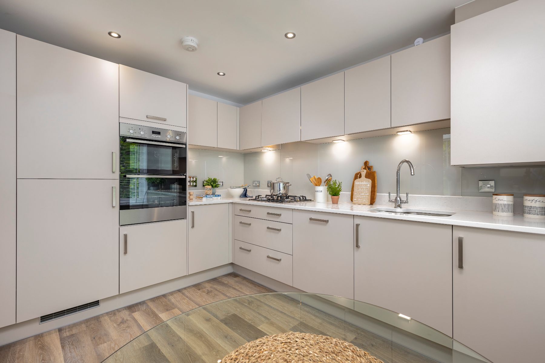 TW Exeter - Riverside Walk - Benford example kitchen