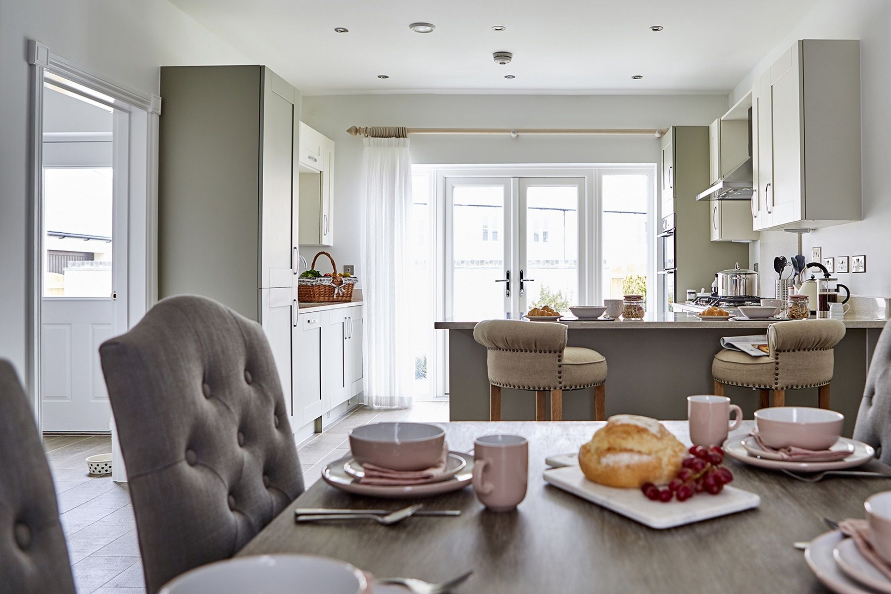 TW Exeter - Sherford - Cherry Show home kitchen