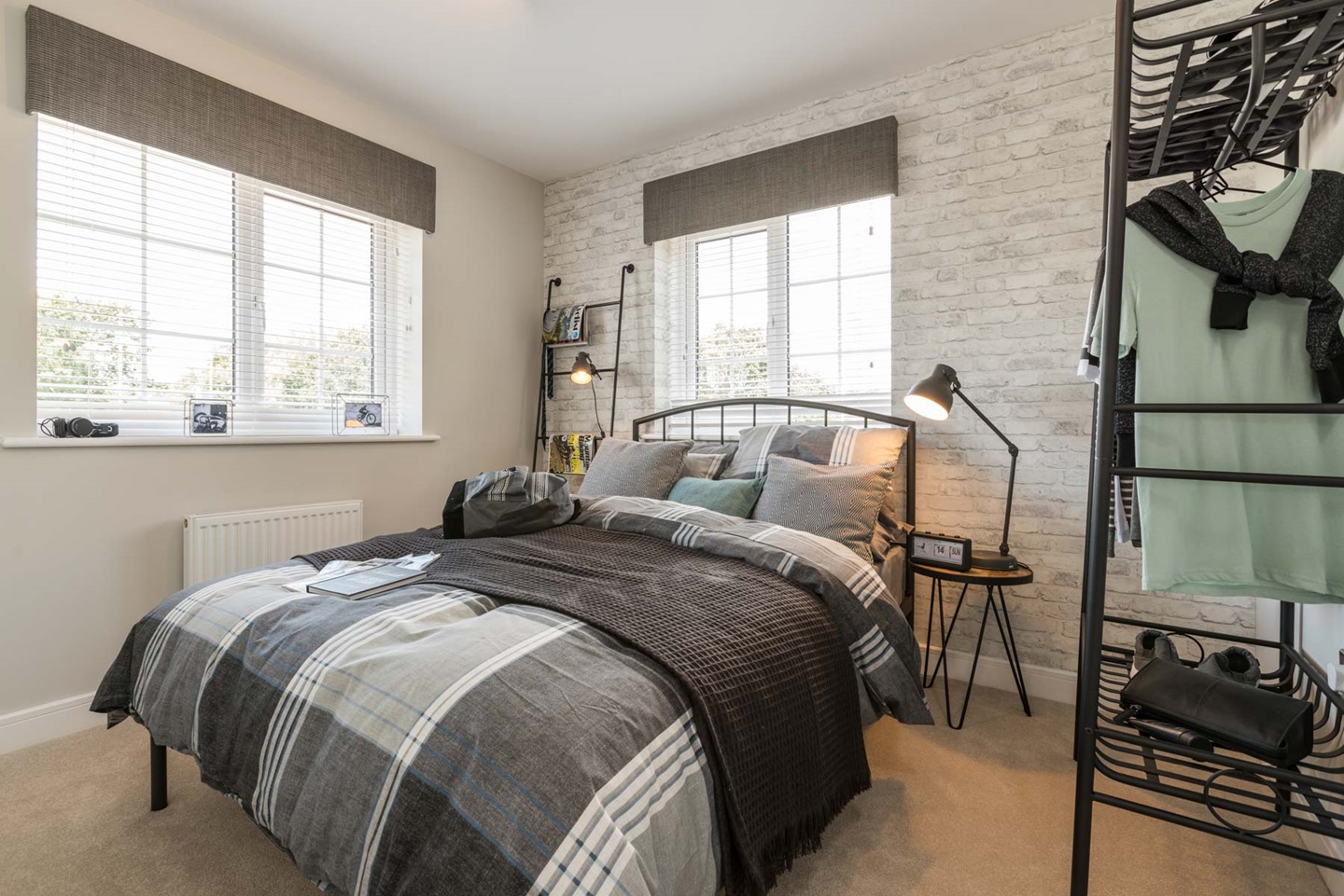 TW SC Oak Park_Liphook_PT36_Easedale_Bedroom (3)