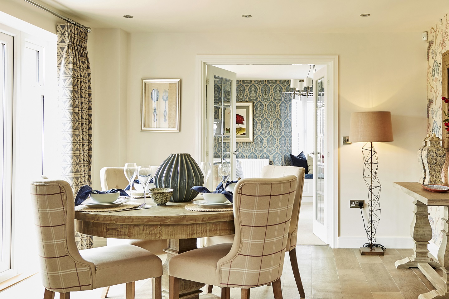 TW Mids Tudor Gate_Stratford upon Avon_NA46_Ransford_Dining