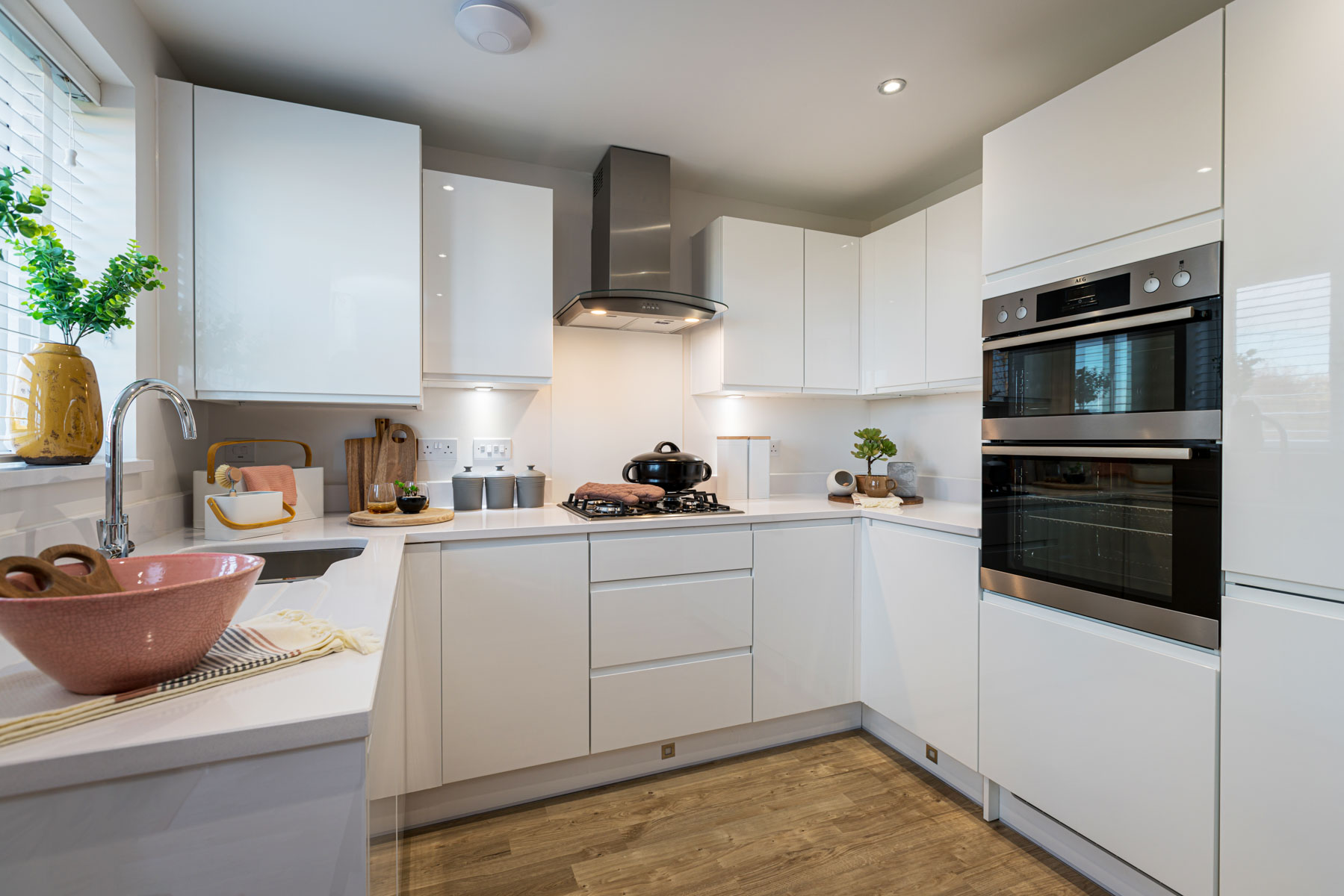 Bampton_Meadows_Amersham_Kitchen1_Web_1800x1200