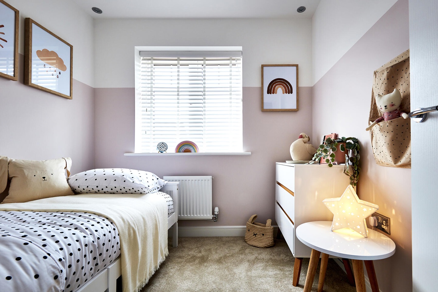 TW SW Gwel yr Ynys SullyPA44MidfordBedroom 31800x1200
