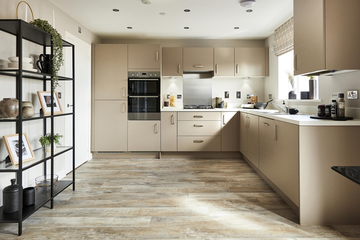 TW SW Gwel yr Ynys SullyPA44MidfordKitchen 1800x1200