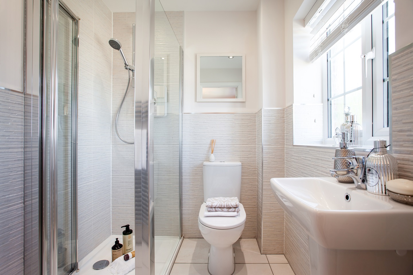 TW_YO_Hunloke Grove_Gosford_En-suite