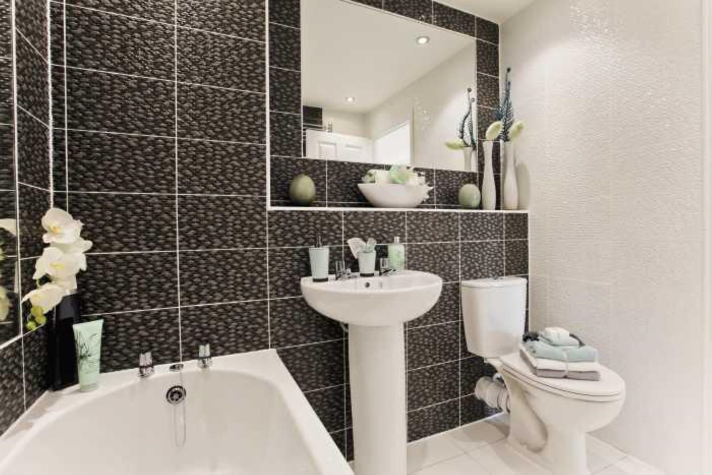 Ashton-G bathroom